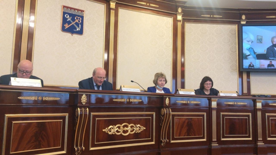 Представители филиала приняли участие в расширенном заседании Общественного экспертного совета при Уполномоченном по правам ребенка в Ленинградской области 